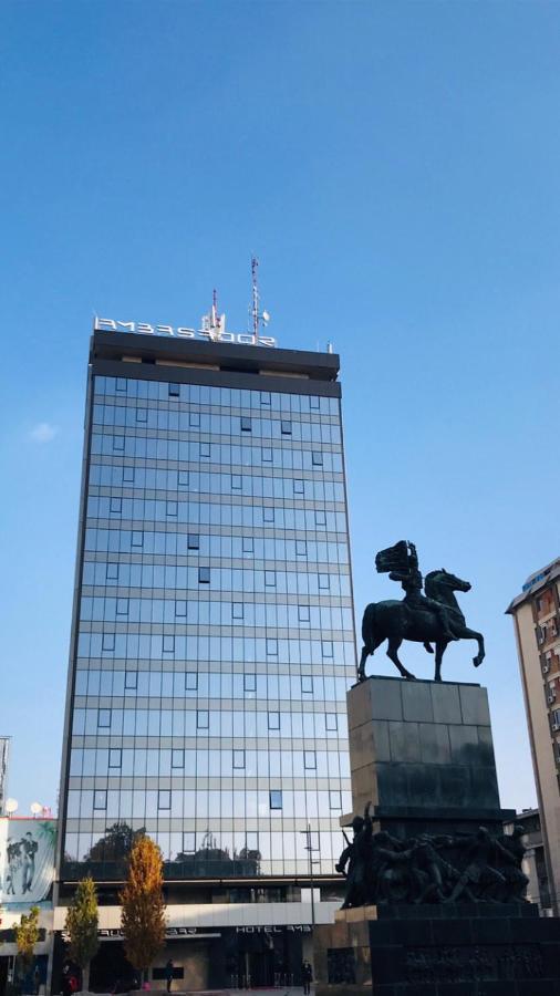 Ni Center Retro Apartment מראה חיצוני תמונה