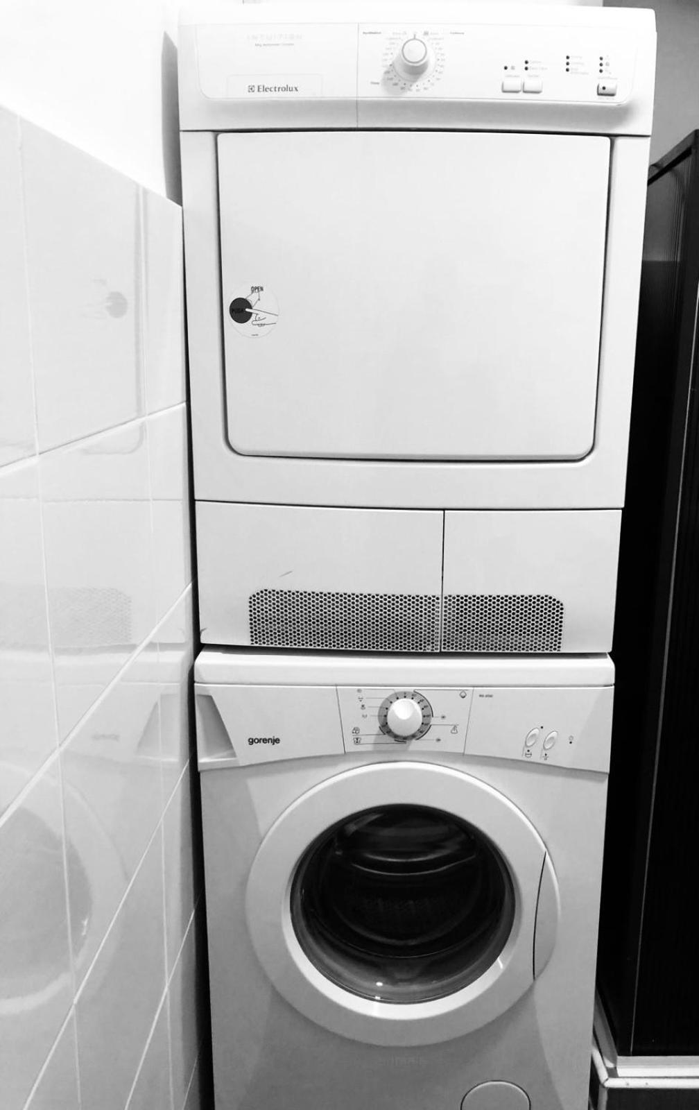 Ni Center Retro Apartment מראה חיצוני תמונה